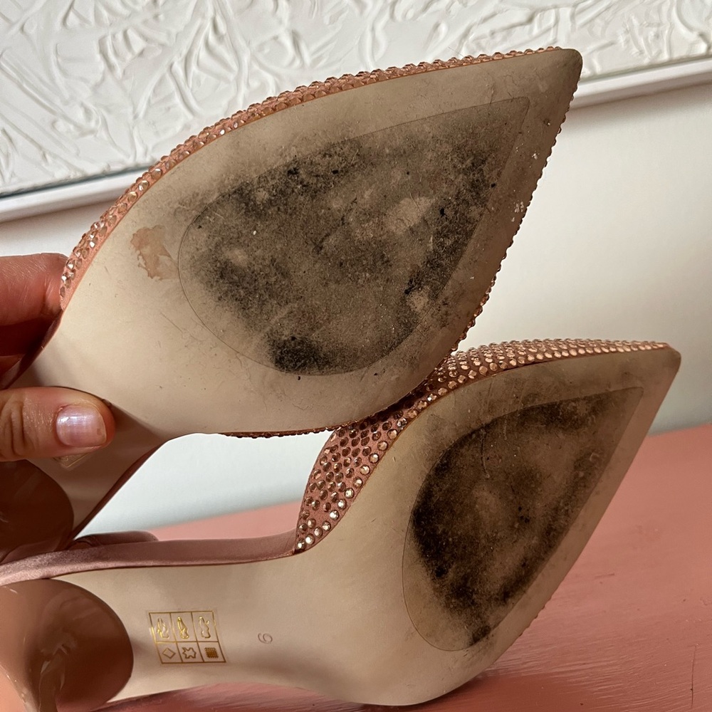 Jeffrey Campbell Shiner Pumps (8.5 equivalent) - Picture 6 of 6